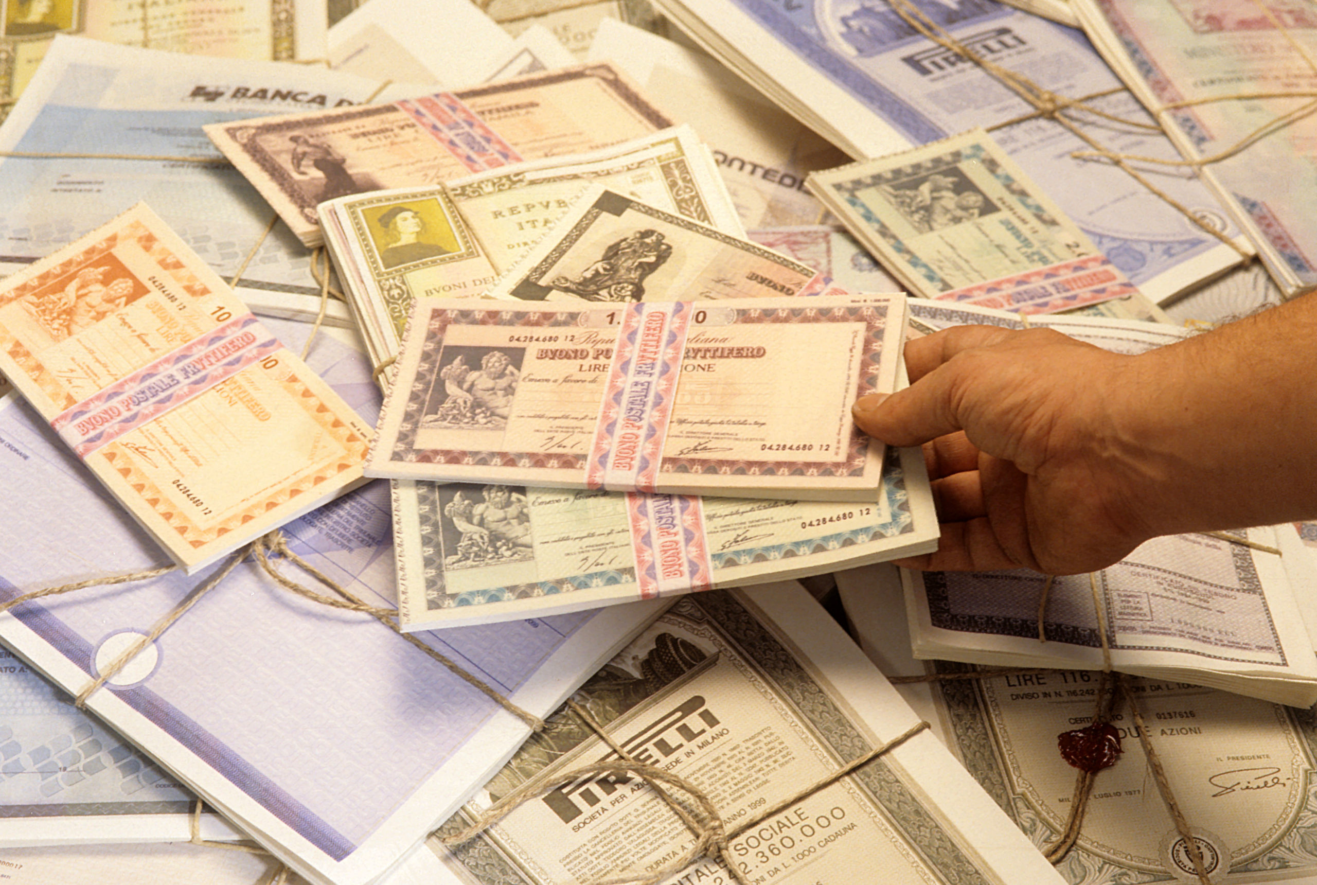 Come si calcola l’imposta di bollo sui Buoni fruttiferi postali? Proiezioni di Borsa