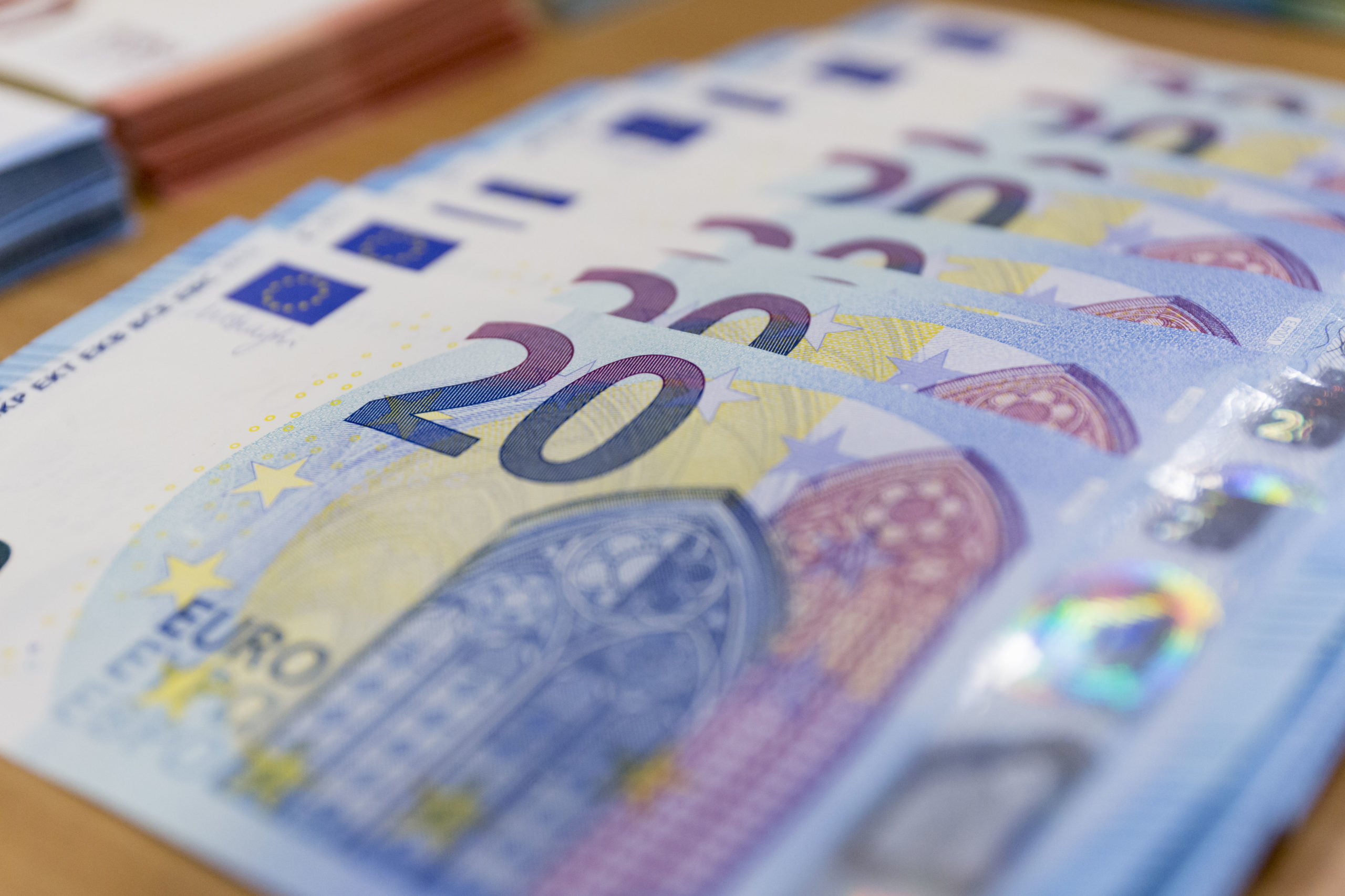 Quanti soldi posso versare sul conto? Proiezioni di Borsa