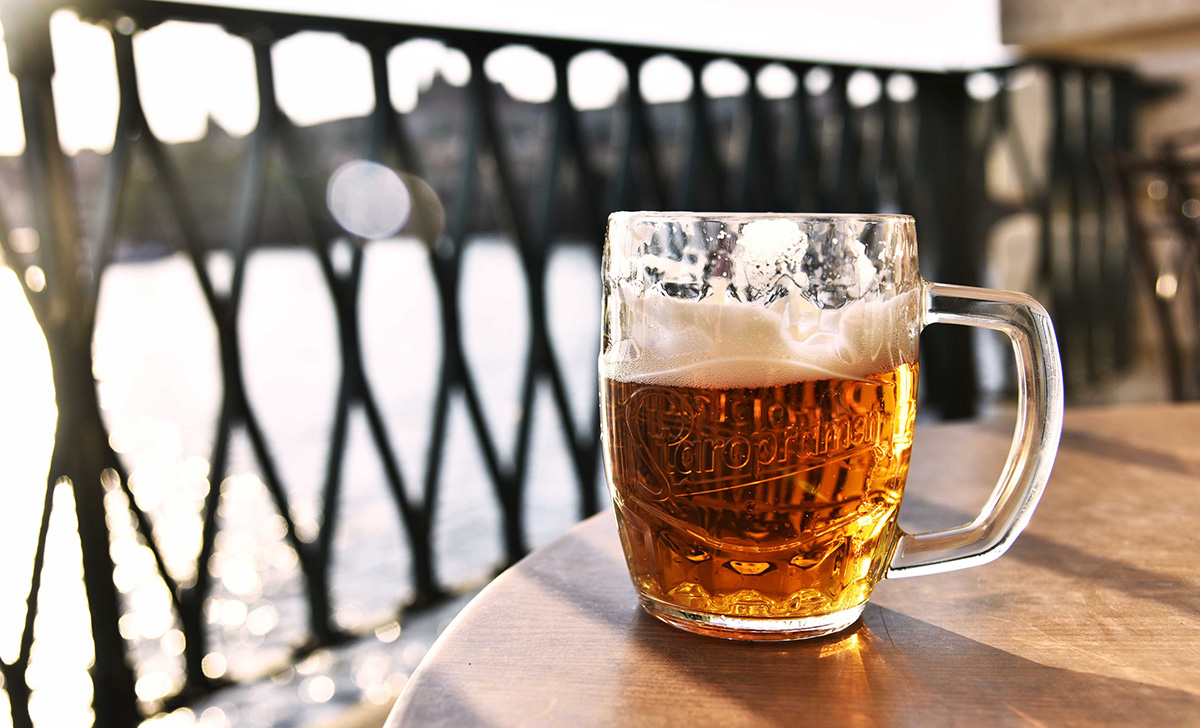 3 cose da fare per bere birra senza avere pancia gonfia e conservando