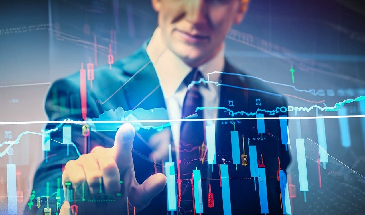 Unicredit emette delle obbligazioni dove sono dirette le azioni e come le valutano gli analisti Proiezioni di Borsa